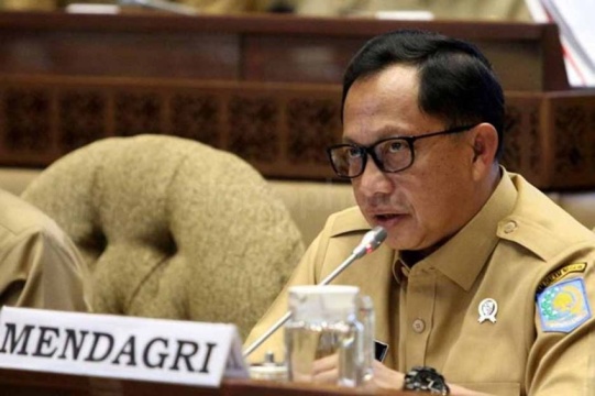 Mendagri Copot Jabatan Pj Bupati Kampar