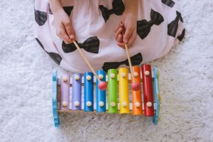 mainan edukasi anak 2 tahun