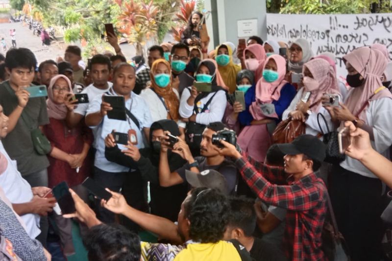 tenaga kesehatan