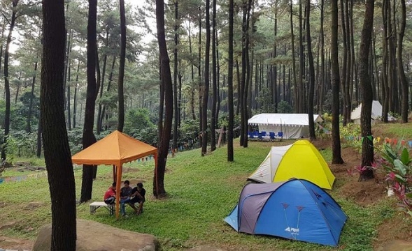 tempat camping di bandung