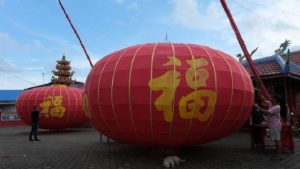 lampion raksasa