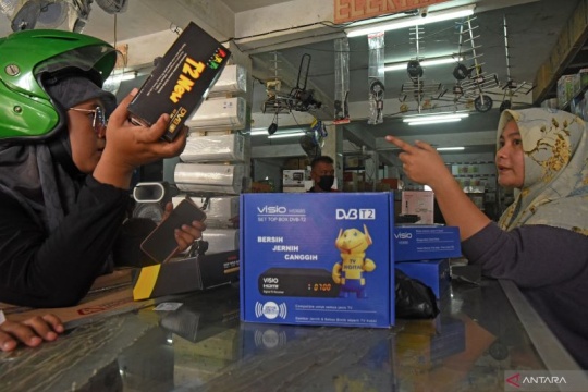Set Top Box untuk TV Digital Harus Bersertifikasi Kementerian Kominfo