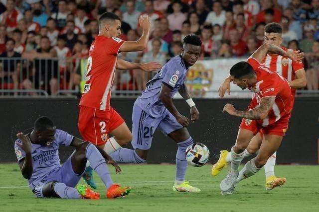 girona menggilas