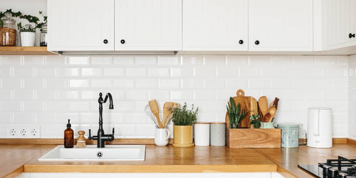 keramik dinding dapur