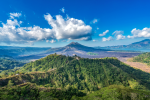 pesona gunung batur