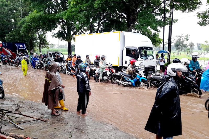 banjir luapan