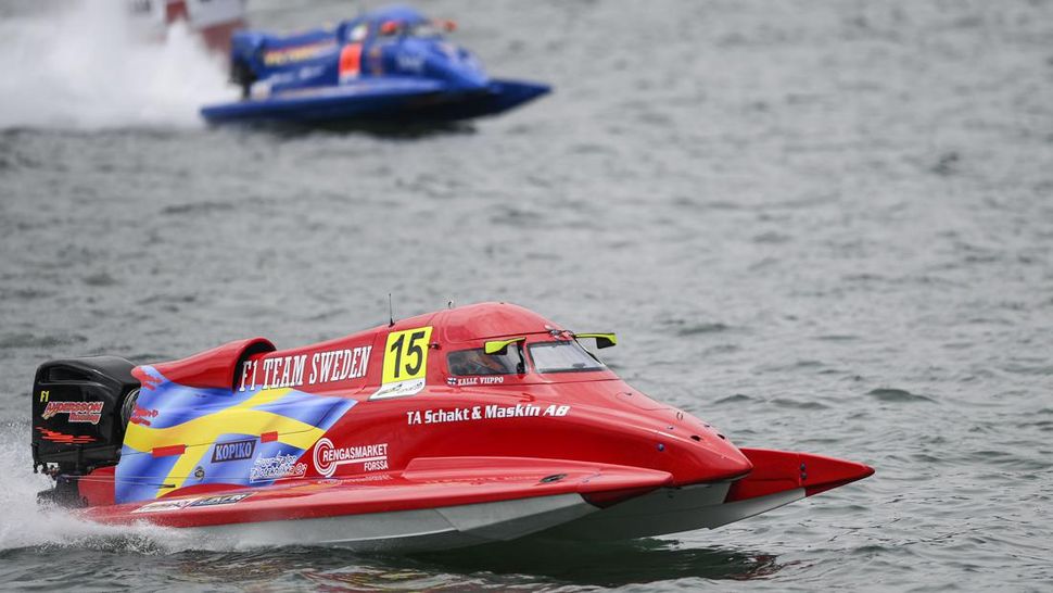 powerboat danau toba