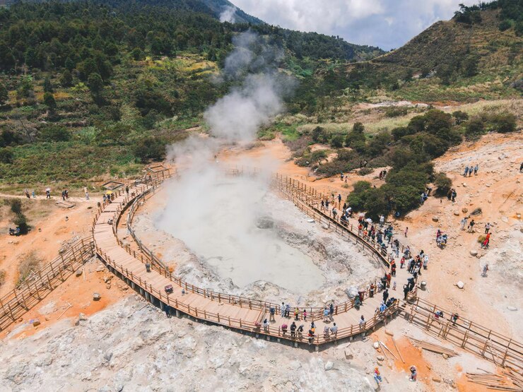 pesona alam Dieng