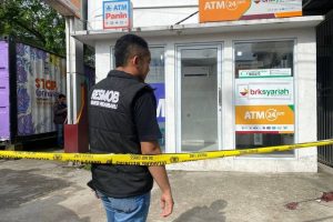 perampokan atm