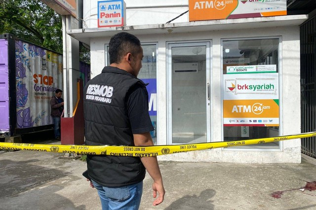 perampokan atm