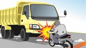 bus tabrak motor