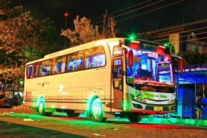 sopir bus