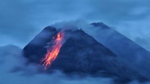 gunung karangetang