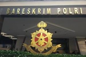 pendanaan politik