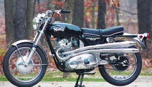 Norton Commando 750S