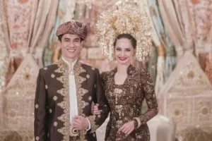 Enzy Storia