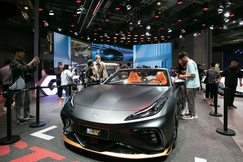 mobil listrik china