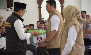 Tim pemeriksa kesehatan hewan kurban