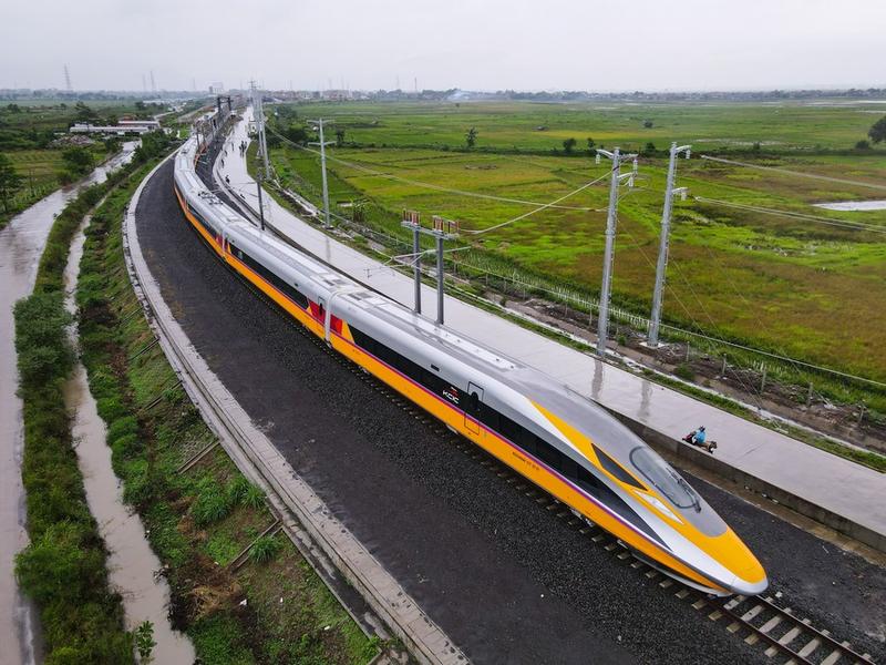852 Pekerja China Dilibatkan dalam Operasional Kereta Cepat Jakarta-Bandung