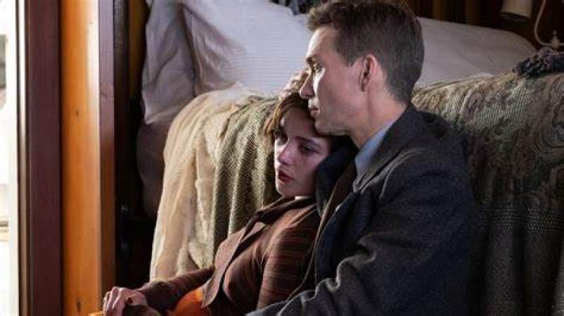 Adegan Seks dalam Film Oppenheimer Dikecam Umat Hindu 26-7-2023