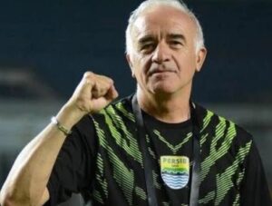 Gantikan Luis Milla Peluang Mario Gomez melatih Persib, Minggu 16 Juli 2023.