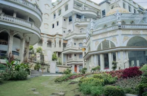 Hotel Dekat Farmhouse Lembang yang Mudah Dijangkau12-7-2023