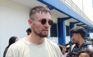 Marc Klok Ikut Tradisi Bagi-Bagi THR di Hari Raya Idulfitri Kali Ini