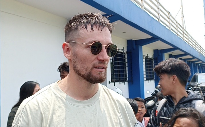 Marc Klok Ikut Tradisi Bagi-Bagi THR di Hari Raya Idulfitri Kali Ini