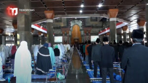 Melihat Aktifitas Shalat Jumat di Masjid Al Zaytun 28 07 2023