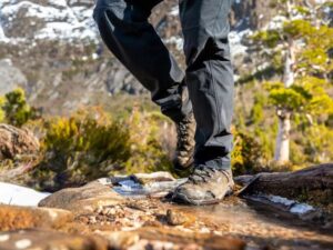 Tips-Memilih-Sepatu-Hiking-yang-Berkualitas