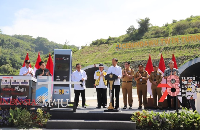 Menteri PUPR Basuki Hadimuljono beri bocoran tarif tol Cisumdawu, Selasa-11-7-2023