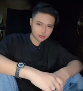 Profil Popo Barbie yang Masturbasi dengan Manekin 05-07-2023