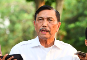 Luhut Tegaskan Tidak Ada Pembatasan Untuk Kendaraan Bermotor