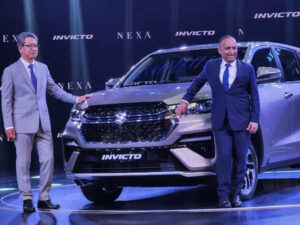 Suzuki Invicto 6 7 2023