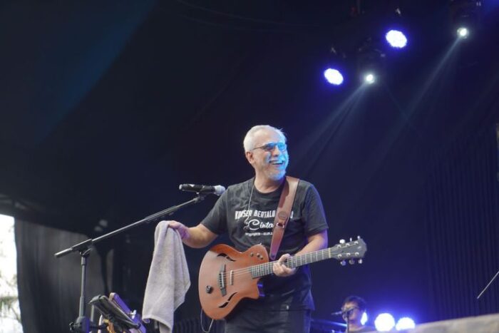 Iwan Fals tampil di pembukaan Fornas VII 2023