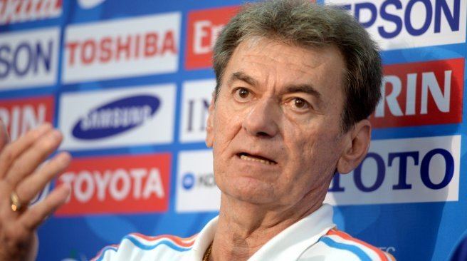 drago mamic - pelatih persib mundur