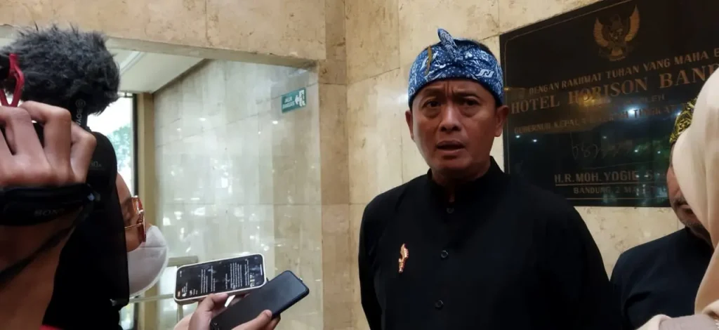 Penyegelan lahan kebun binatang bandung