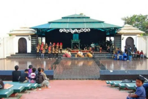 wisata edukasi di kota bandung - Taman Budaya Jawa Barat. (Istimewa)