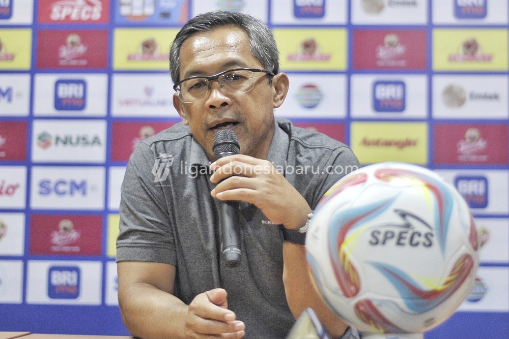 Aji Santoso dilepas Persebaya Surabaya