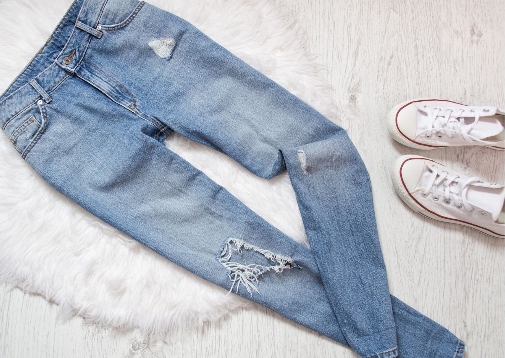  Cara Merawat Ripped Jeans Agar Tetap Stylist