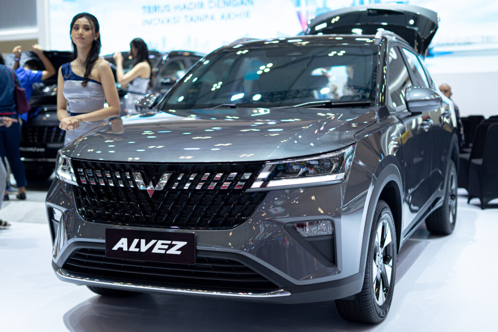 Wuling Almaz Hybrid