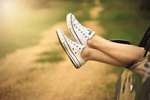 merawat sepatu Converse