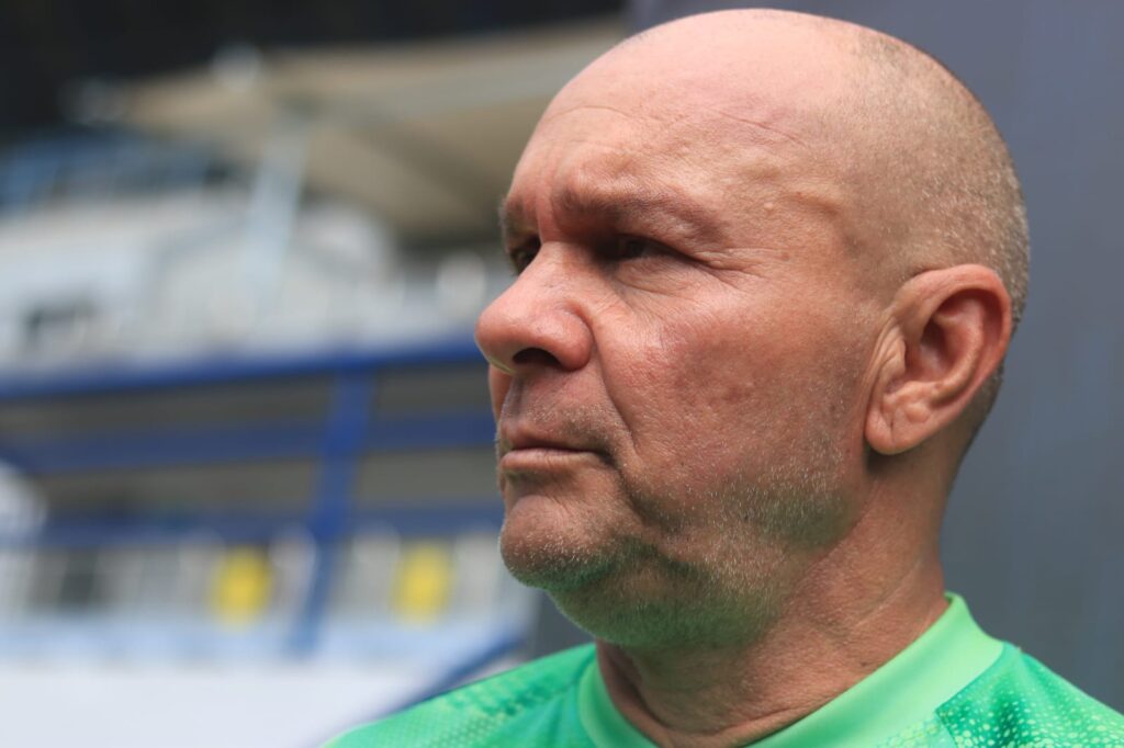 Kiper di Pertandingan Versus Persebaya