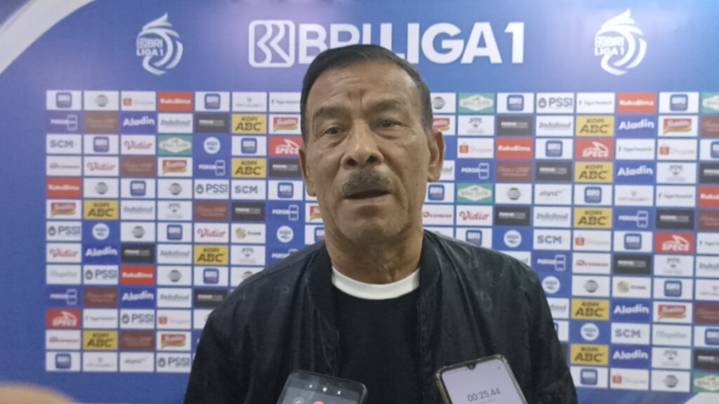 Kekhawatiran Umuh Muchtar Dengan Wacana 11 Pemain Asing di Musim Depan