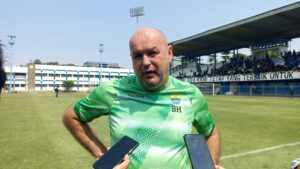 Bojan Hodak persib