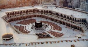 Lakukan-Pelanggaran-4-Penyelenggara-Umroh-DI-hentikan-Sementara-Izinya