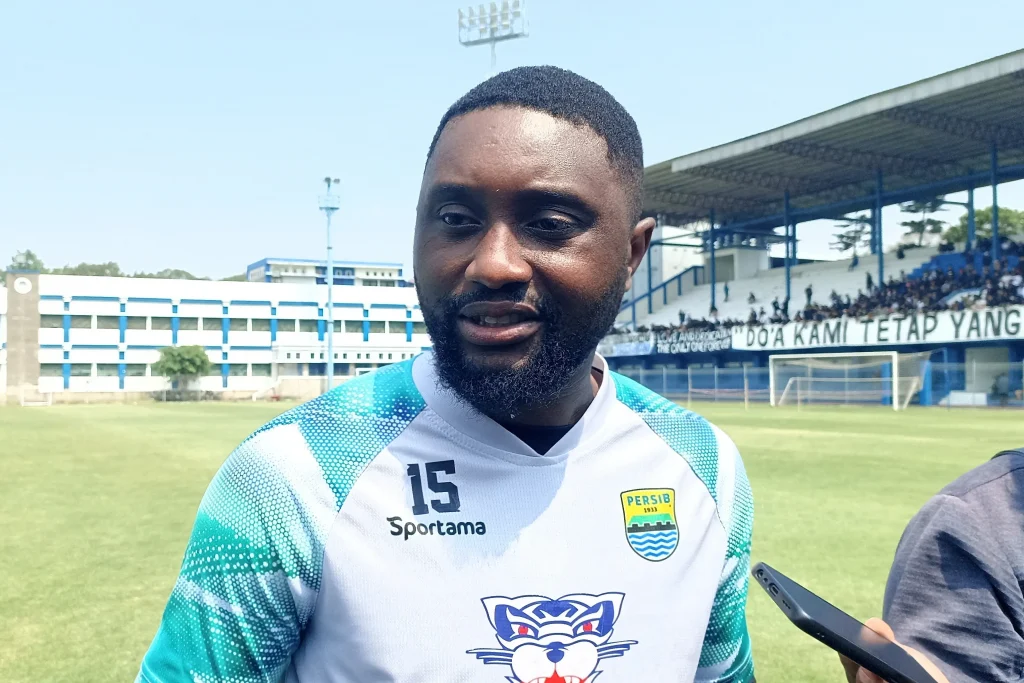 Levy Madinda persib vs persija