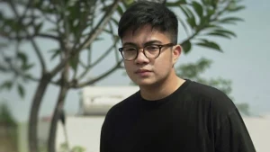 Lirik dan Makna "Perayaan Mati Rasa" Karya Umay Shahab