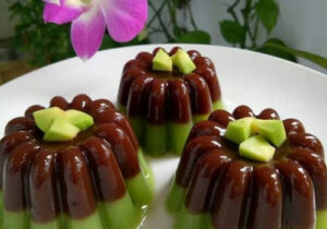 Puding Alpukat Cokelat
