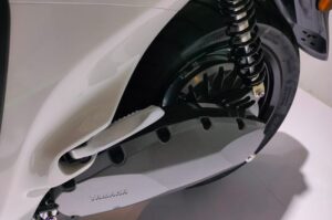 ban belakang motor listrik